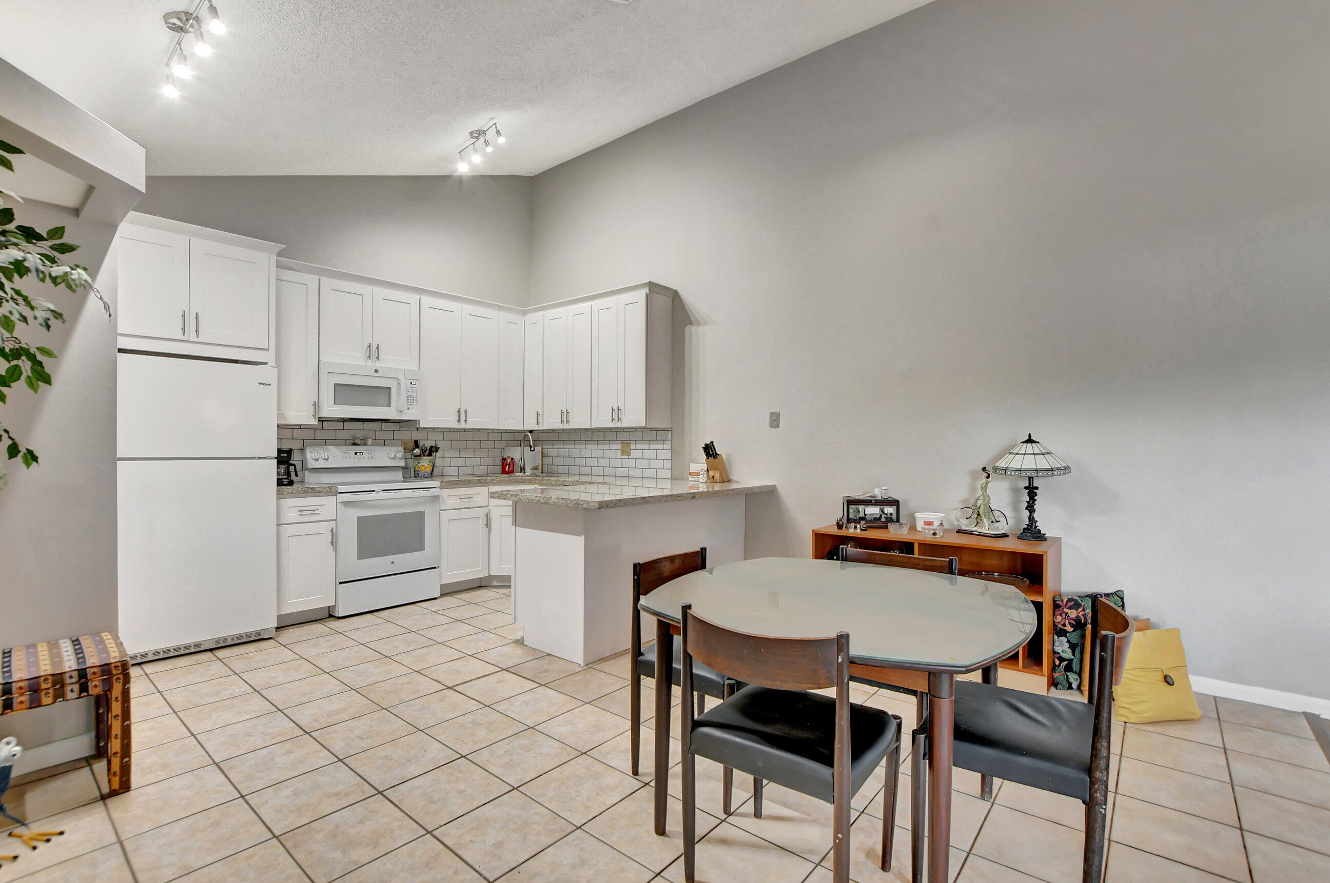 9903 Boca Gardens Trail, Unit A Boca Raton, FL 33496 - Photo 11 of 54 37_dsc_3596