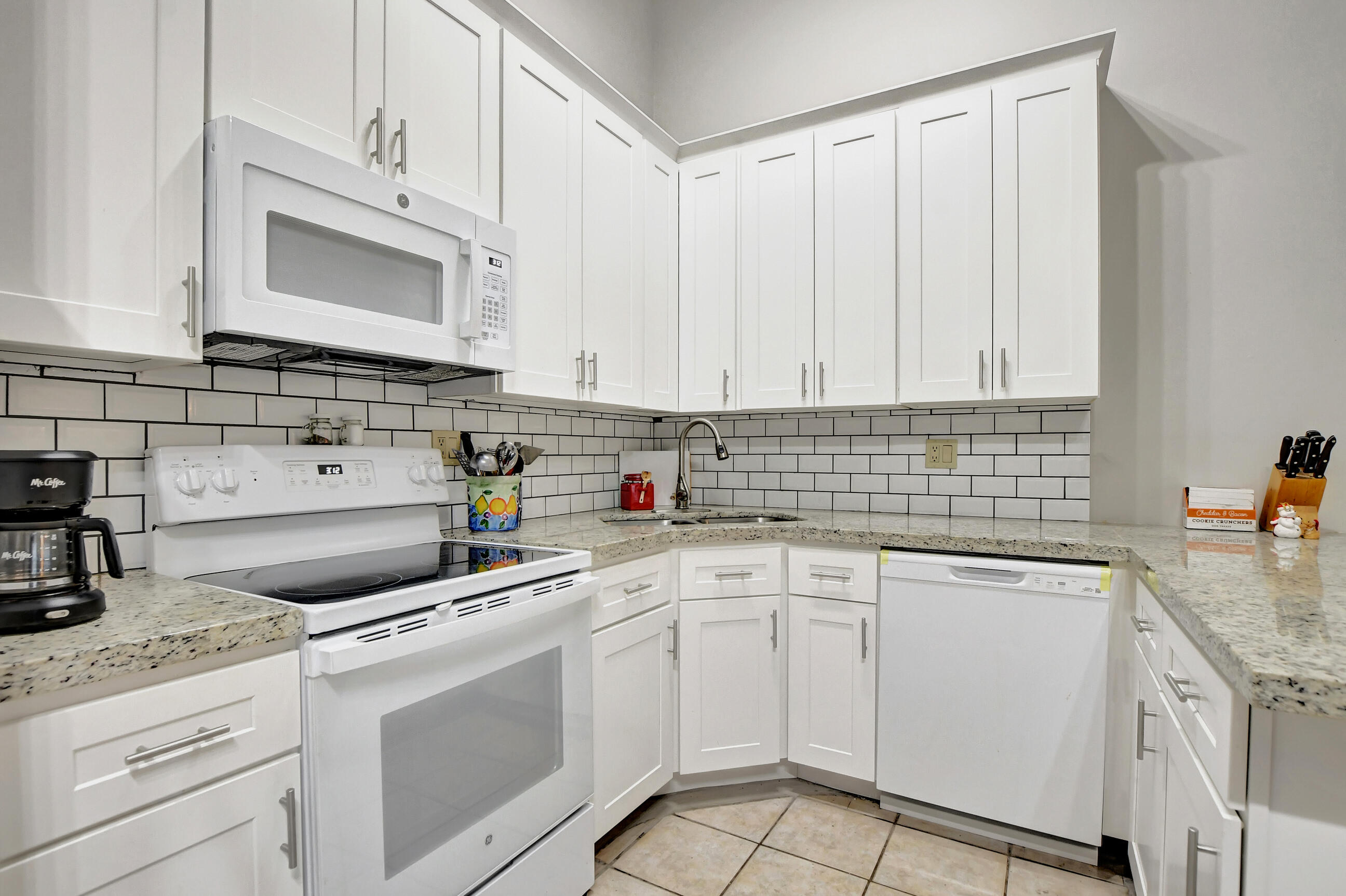 9903 Boca Gardens Trail, Unit A Boca Raton, FL 33496 - Photo 9 of 54 40_dsc_3611