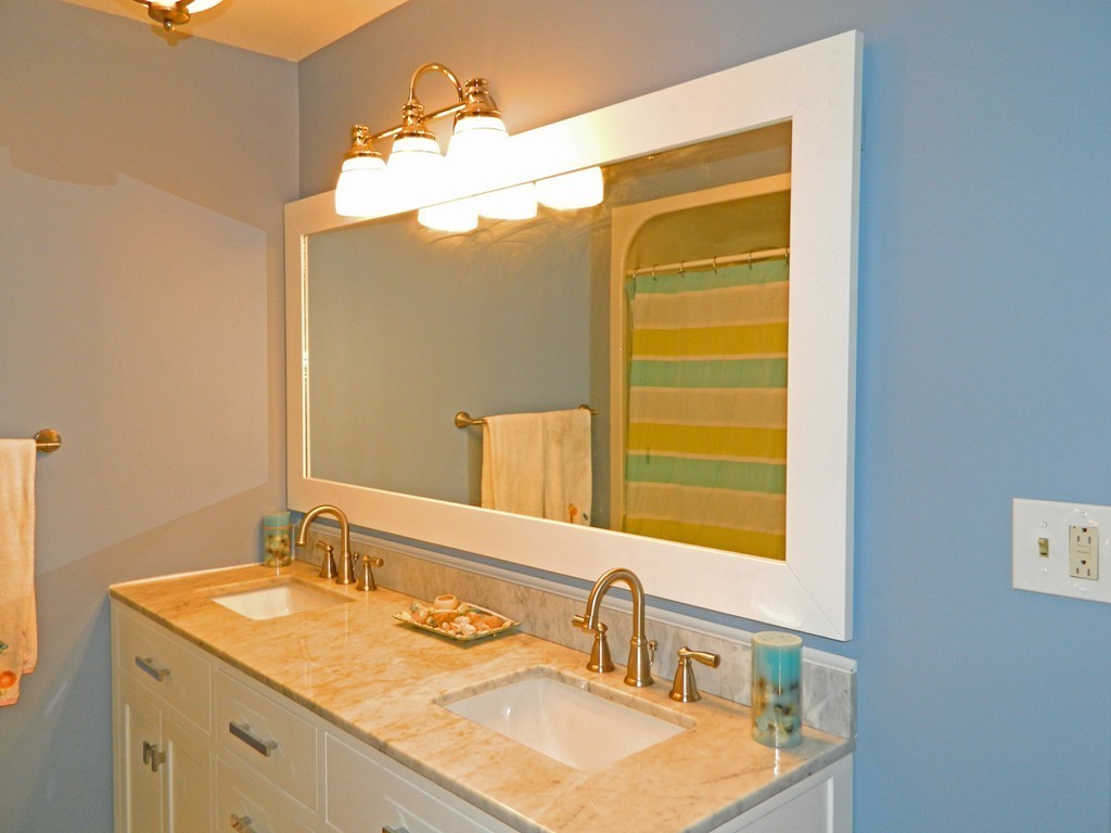 267 Chandler Road Andover, MA 01810 - Photo 18 of 30 Gallery Image 18