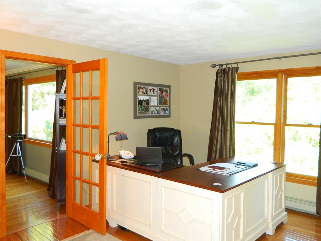 267 Chandler Road Andover, MA 01810 - Photo 23 of 30 Gallery Image 23