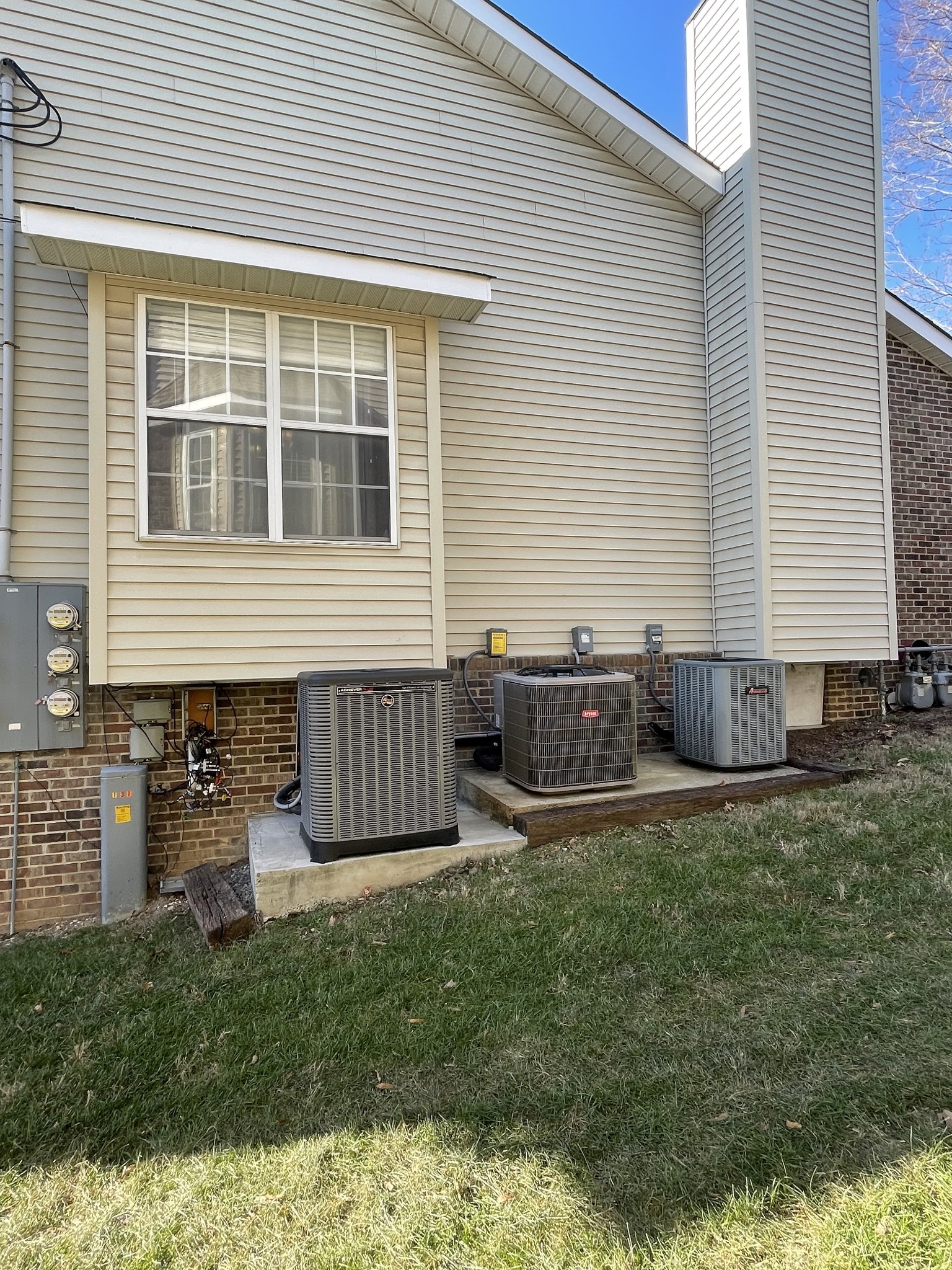 131 Pepper Ridge Circle Antioch, TN 37013 - Photo 4 of 28 Gallery Image 4