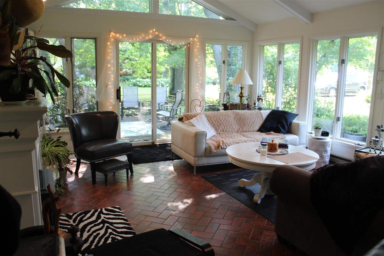 3194 Farrand Road Clio, MI 48420 - Photo 4 of 28 50051056-3.JPG