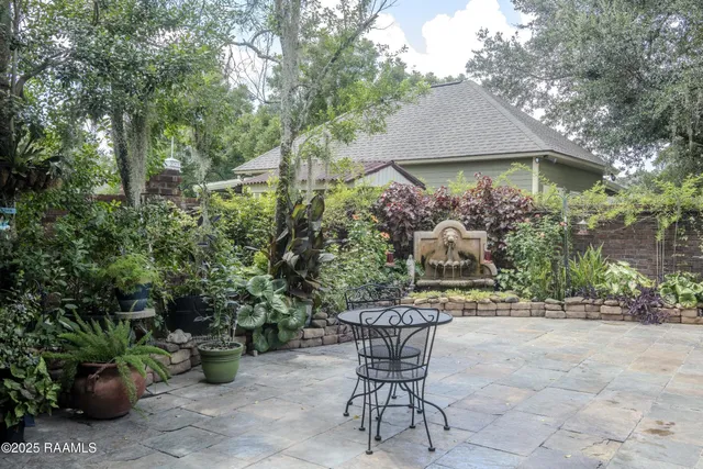 $540,000 | 179 Channing Way, Sunset, LA 70584