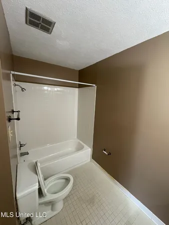 $159,999 | 5125 Old Canton Road, Unit 218, Jackson, MS 39211