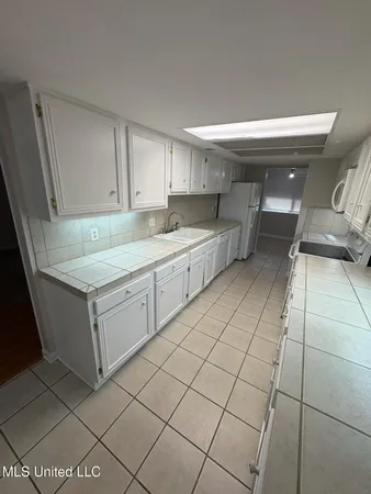 $159,999 | 5125 Old Canton Road, Unit 218, Jackson, MS 39211