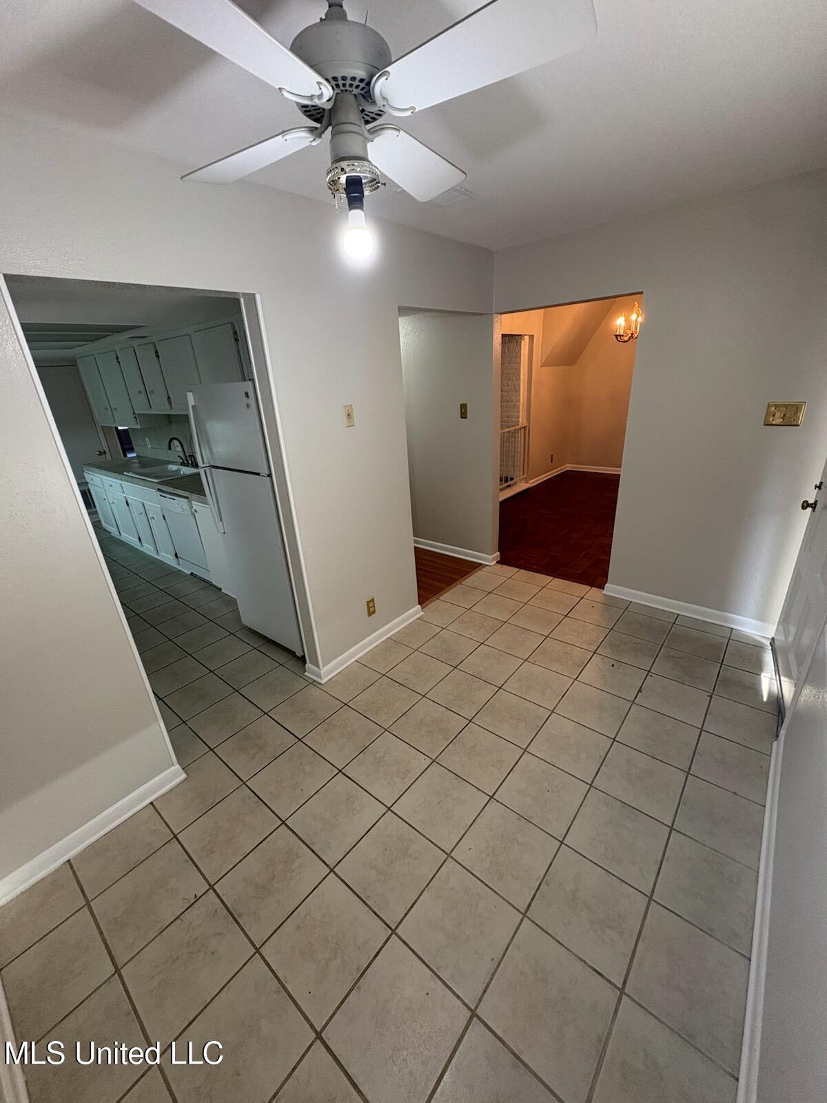 5125 Old Canton Road, Unit 218 Jackson, MS 39211 - Photo 5 of 24 ME1f3cf77a547ee0a5d1719f12dd436217