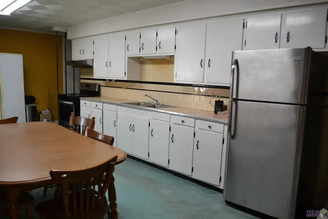 $85,000 | 142 Oakridge Drive, Golden Meadow, LA 70357