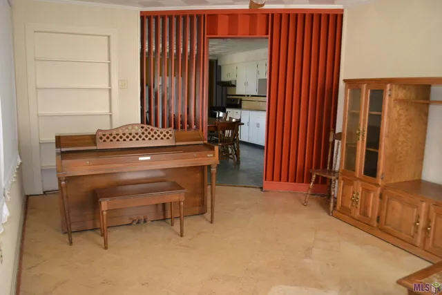 $85,000 | 142 Oakridge Drive, Golden Meadow, LA 70357