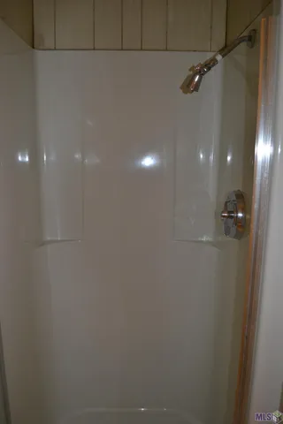 $85,000 | 142 Oakridge Drive, Golden Meadow, LA 70357