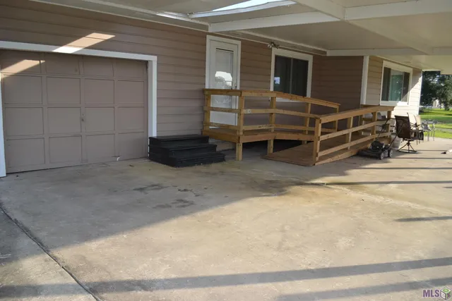 $85,000 | 142 Oakridge Drive, Golden Meadow, LA 70357