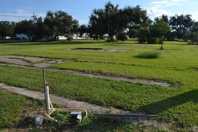 $85,000 | 142 Oakridge Drive, Golden Meadow, LA 70357