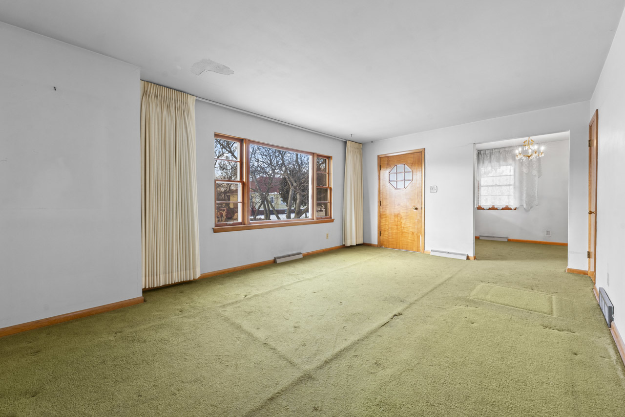 19 Schrum Road Calumet City, IL 60409 - Photo 2 of 29