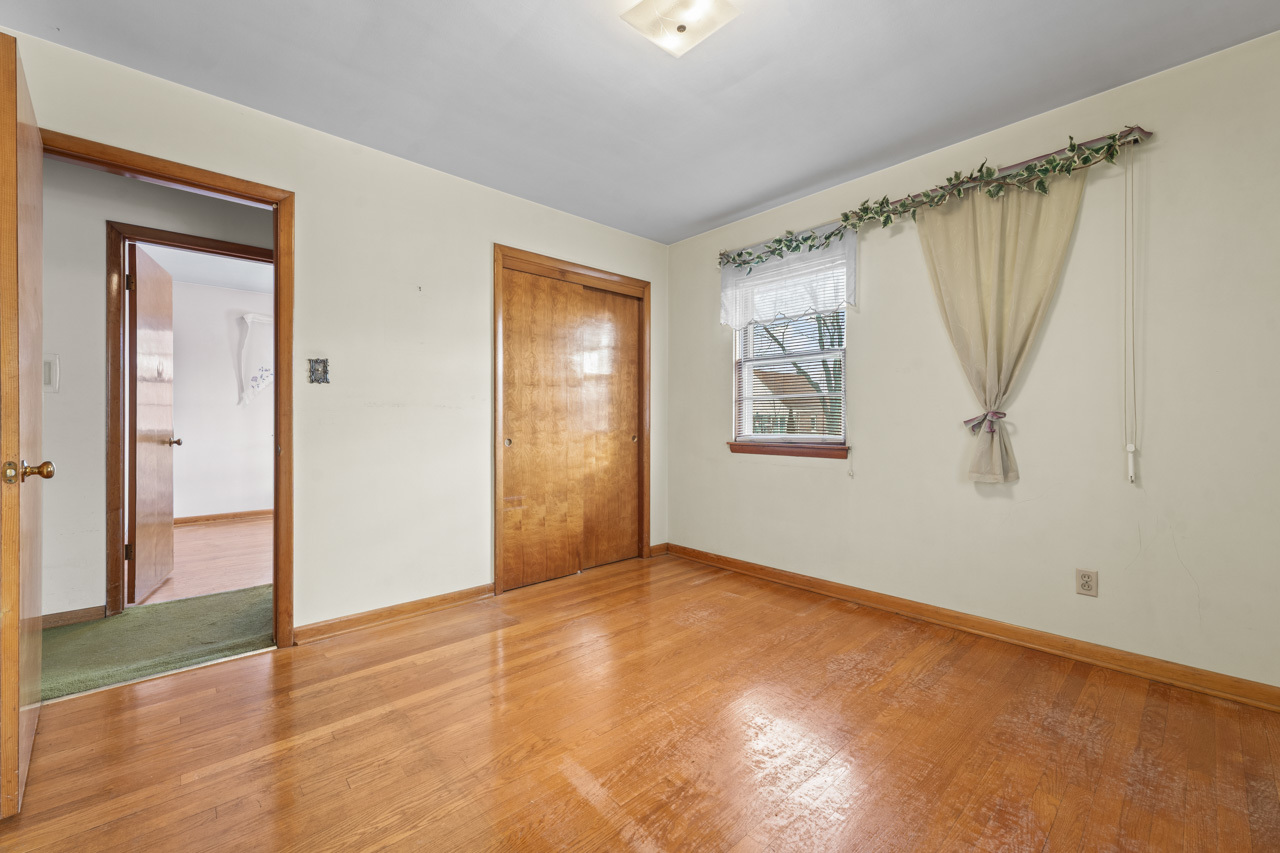 19 Schrum Road Calumet City, IL 60409 - Photo 10 of 29