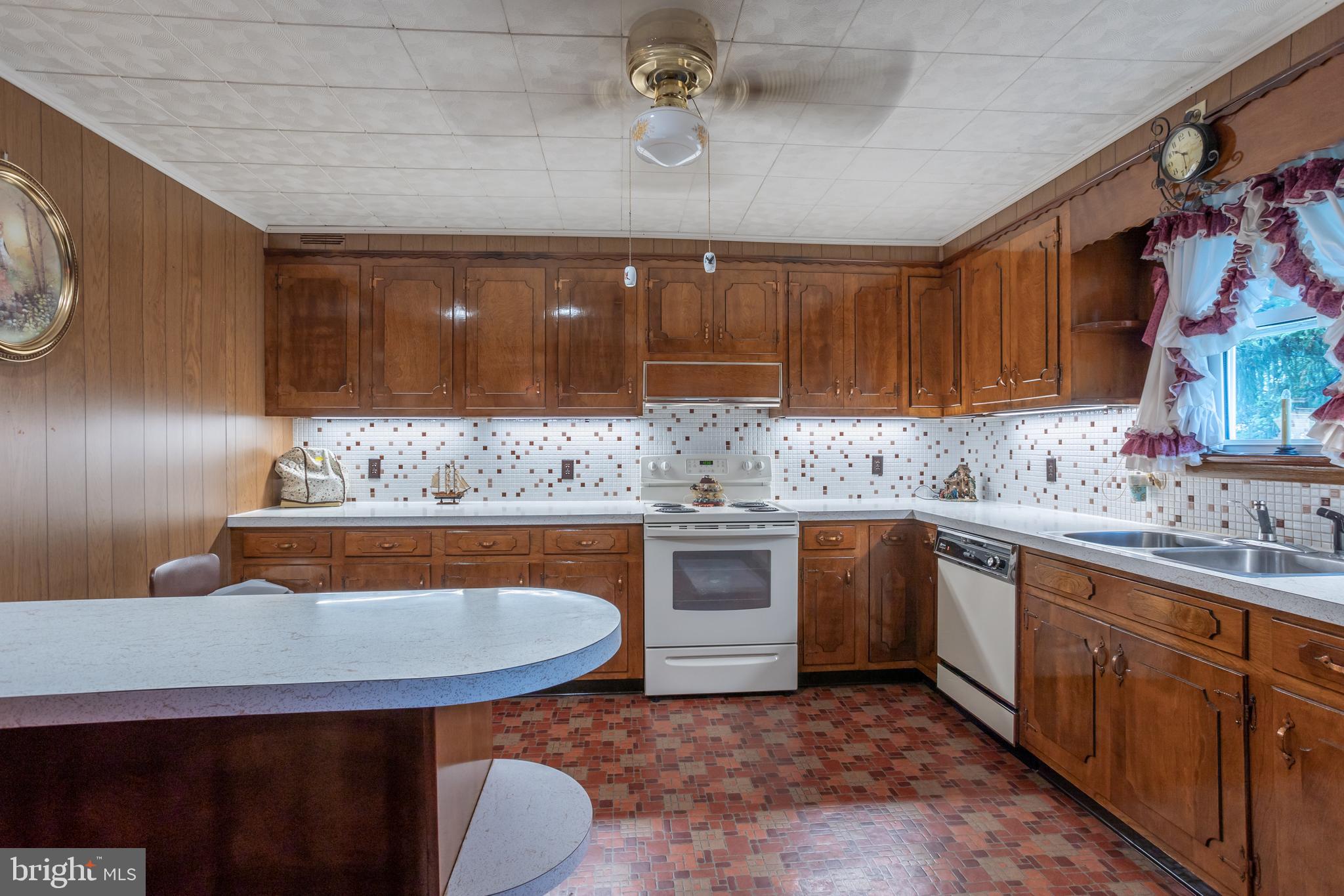 778 Baltimore Street Hanover, PA 17331 - Photo 17 of 52 Gallery Image 17