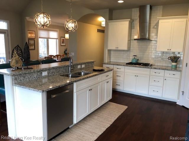 4203 Oak Arbor Crest Court, Unit 16 Rochester, MI 48306 - Photo 6 of 42