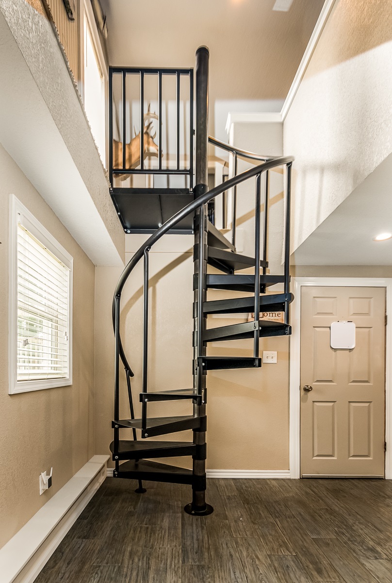 246 West Oak Street Butler, IN 46721 - Photo 13 of 36
