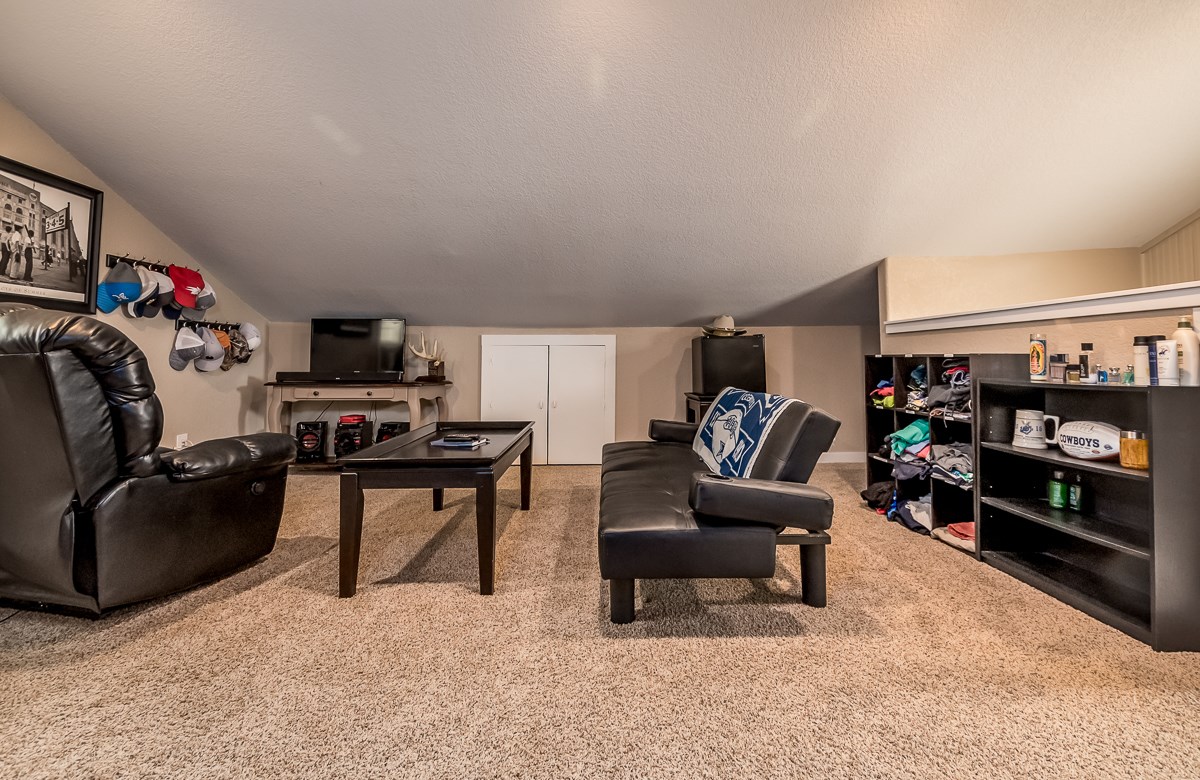 246 West Oak Street Butler, IN 46721 - Photo 25 of 36