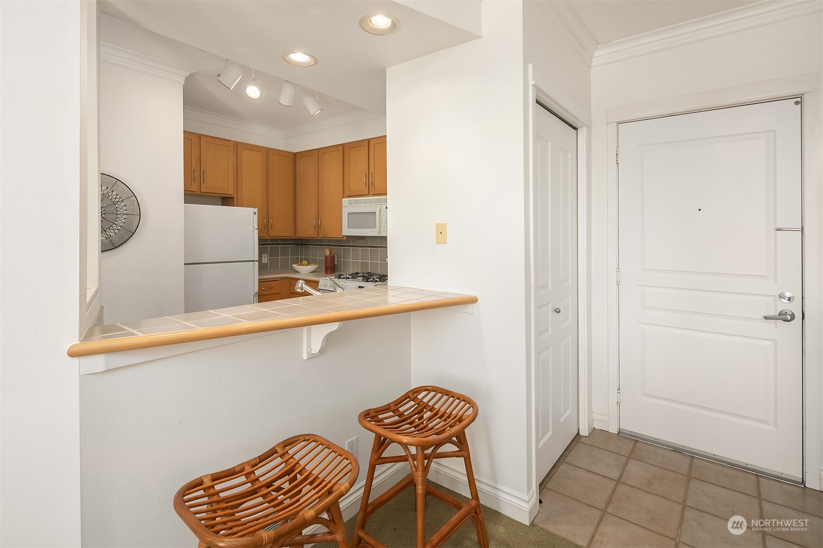2000 Alaskan Way, Unit 442 Seattle, WA 98121 - Photo 10 of 23