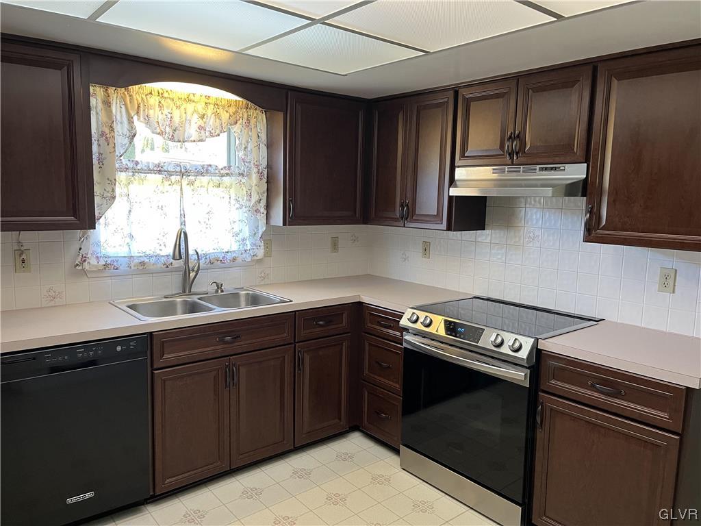 5008 Egypt Road Coplay, PA 18037 - Photo 10 of 46 Gallery Image 10
