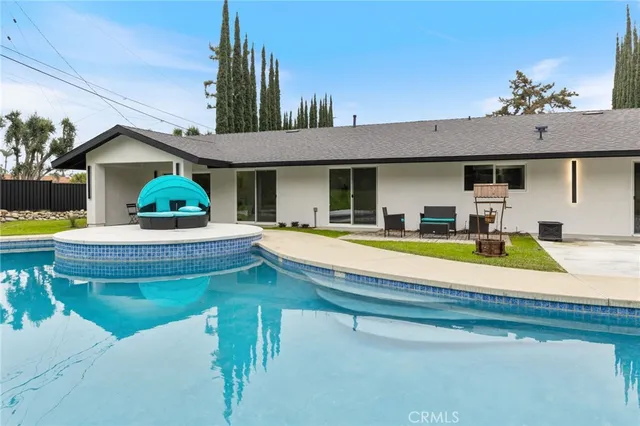 $1,550,000 | 211 Deborah Court, Upland, CA 91784