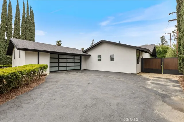 $1,550,000 | 211 Deborah Court, Upland, CA 91784