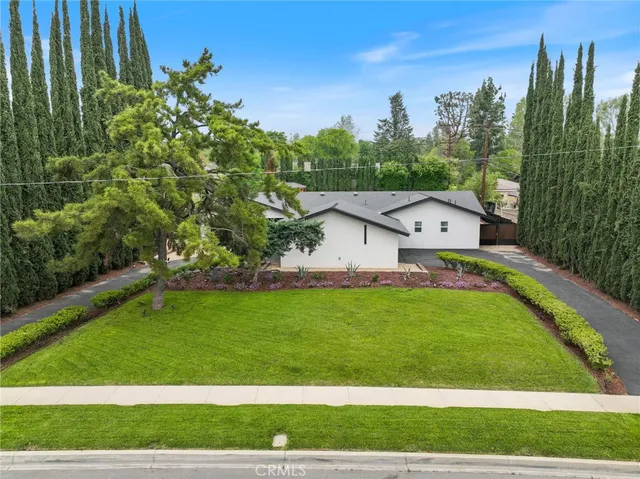 $1,550,000 | 211 Deborah Court, Upland, CA 91784