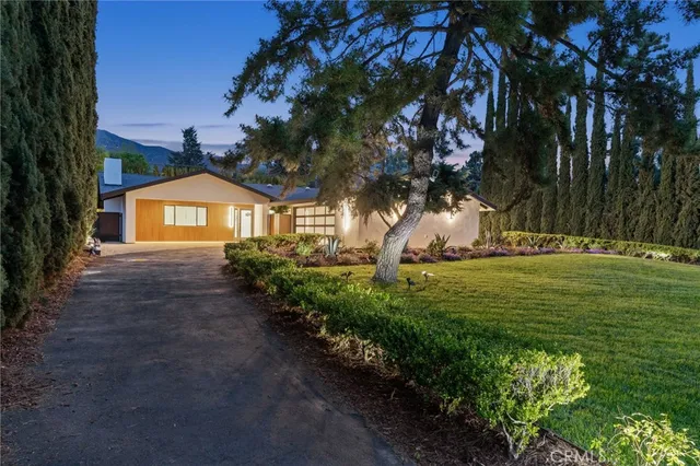 $1,550,000 | 211 Deborah Court, Upland, CA 91784