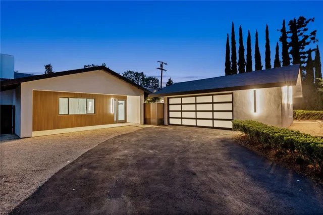 $1,550,000 | 211 Deborah Court, Upland, CA 91784