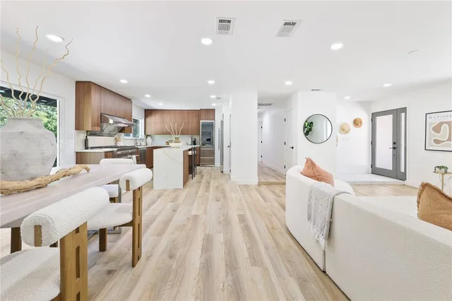 $1,550,000 | 211 Deborah Court, Upland, CA 91784