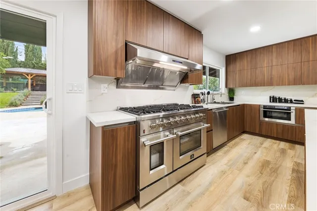 $1,550,000 | 211 Deborah Court, Upland, CA 91784