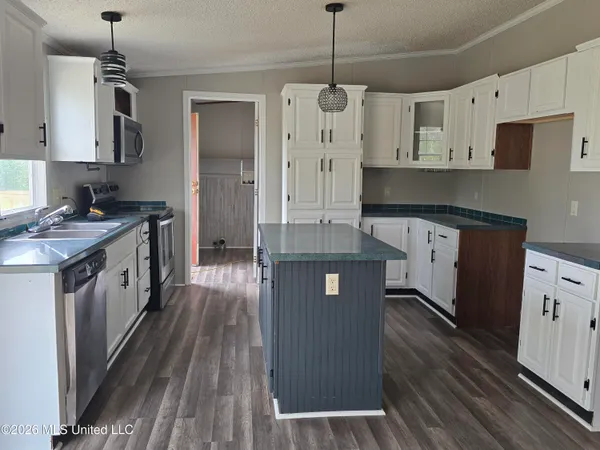 $250,000 | 565 Alred Road, Coldwater, MS 38618