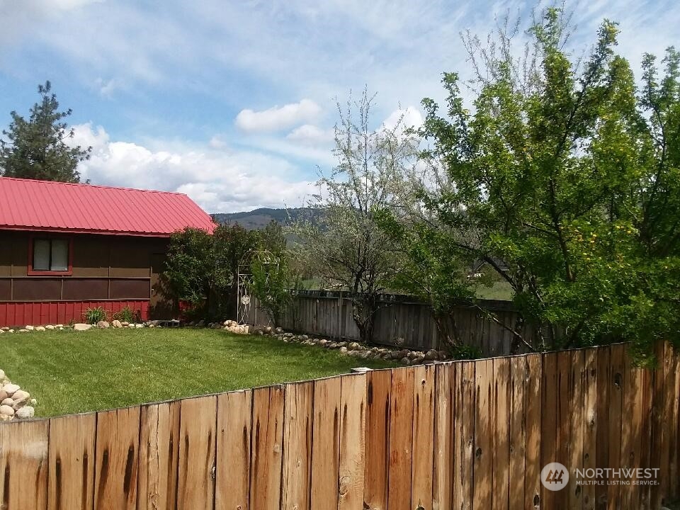 2 River Rock Road Winthrop, WA 98862 - Photo 10 of 37 Gallery Image 10