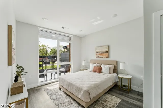 $2,365 | 140 West Webster Avenue, Unit 103, Roselle Park, NJ 07204