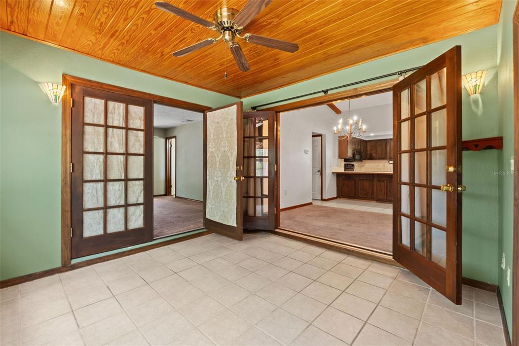 7447 Dundee Way Weeki Wachee, FL 34613 - Photo 15 of 35