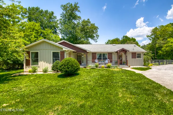$979,000 | 8851 Gammon Way, Knoxville, TN 37922