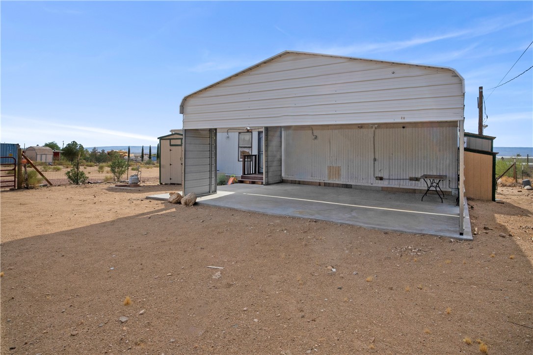 3604 Bowie Road Golden Valley, AZ 86413 - Photo 18 of 35 Out Buildings