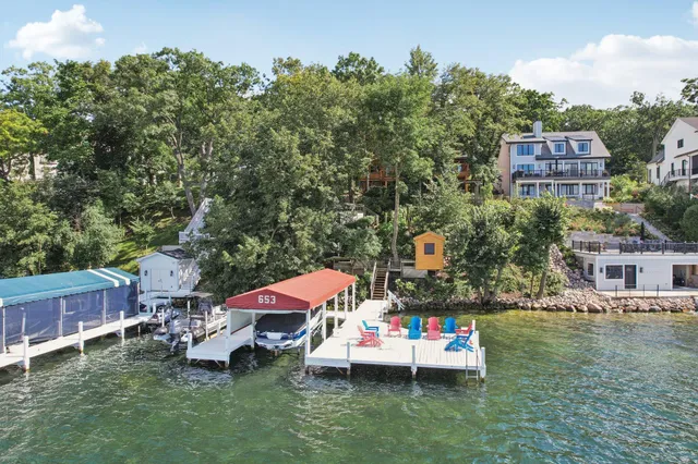 $5,630,000 | N1933 Bluff Lane, Unit PIER 653, Linn, WI 53147