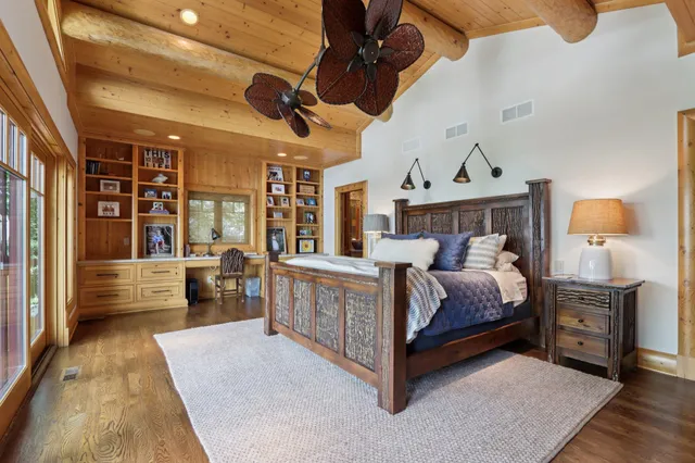 $5,630,000 | N1933 Bluff Lane, Unit PIER 653, Linn, WI 53147