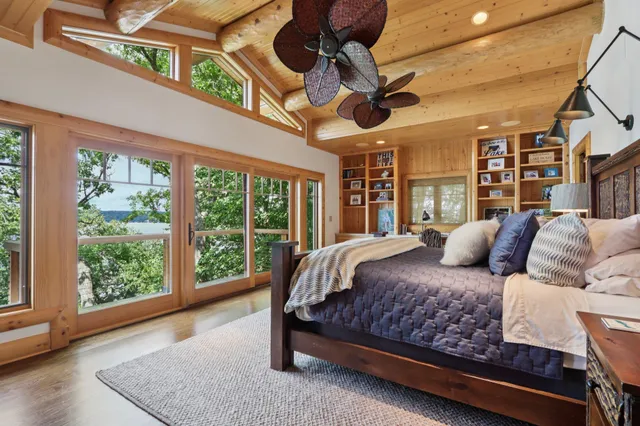 $5,630,000 | N1933 Bluff Lane, Unit PIER 653, Linn, WI 53147