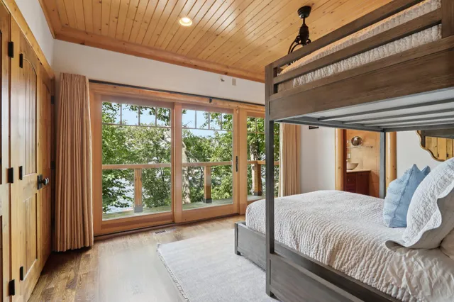 $5,630,000 | N1933 Bluff Lane, Unit PIER 653, Linn, WI 53147