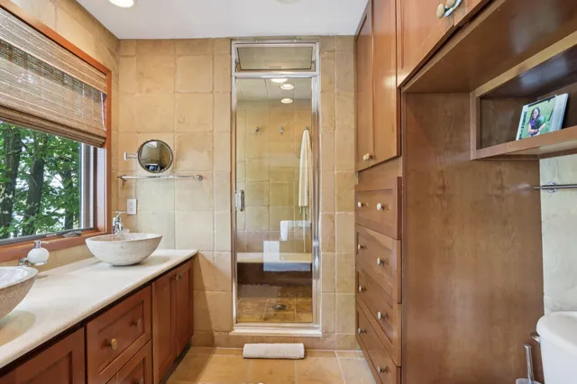 $5,630,000 | N1933 Bluff Lane, Unit PIER 653, Linn, WI 53147