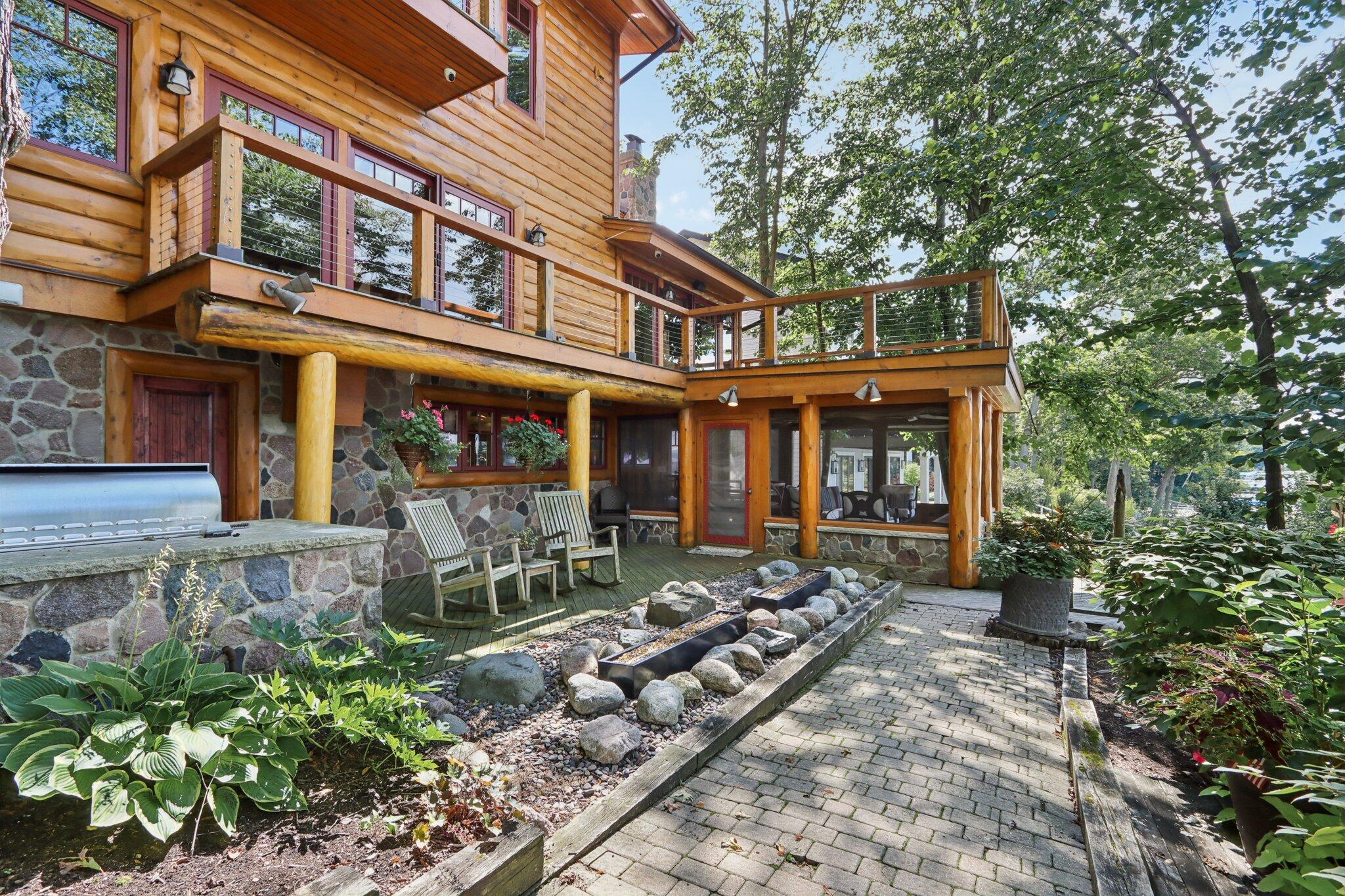 N1933 Bluff Lane, Unit PIER 653 Linn, WI 53147 - Photo 42 of 82 Exterior Tiers On The Lakefront