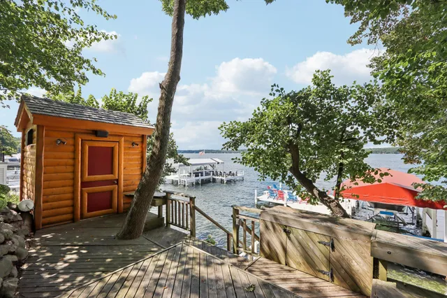 $5,630,000 | N1933 Bluff Lane, Unit PIER 653, Linn, WI 53147