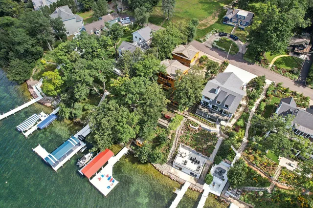 $5,630,000 | N1933 Bluff Lane, Unit PIER 653, Linn, WI 53147