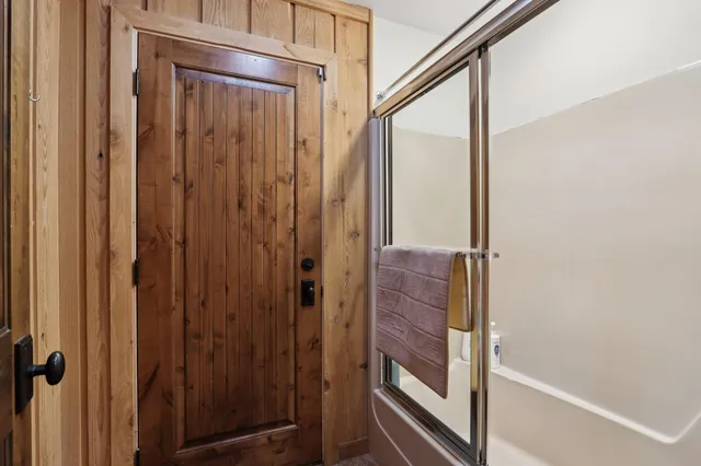 $5,630,000 | N1933 Bluff Lane, Unit PIER 653, Linn, WI 53147