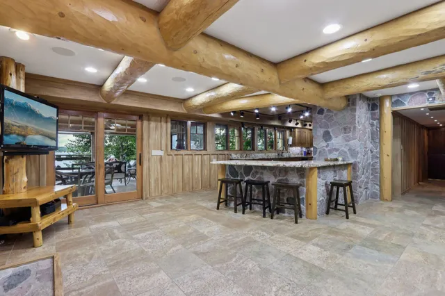 $5,630,000 | N1933 Bluff Lane, Unit PIER 653, Linn, WI 53147