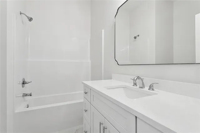 $329,000 | 110 Matthew Drive, Des Allemands, LA 70030