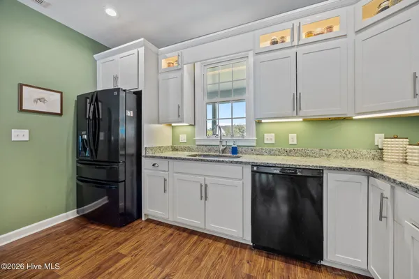 $685,000 | 641 Edgewood Avenue, Newport, NC 28570