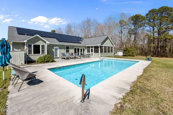 $685,000 | 641 Edgewood Avenue, Newport, NC 28570