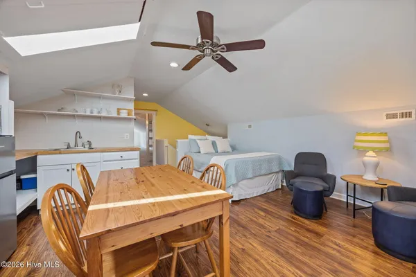 $685,000 | 641 Edgewood Avenue, Newport, NC 28570